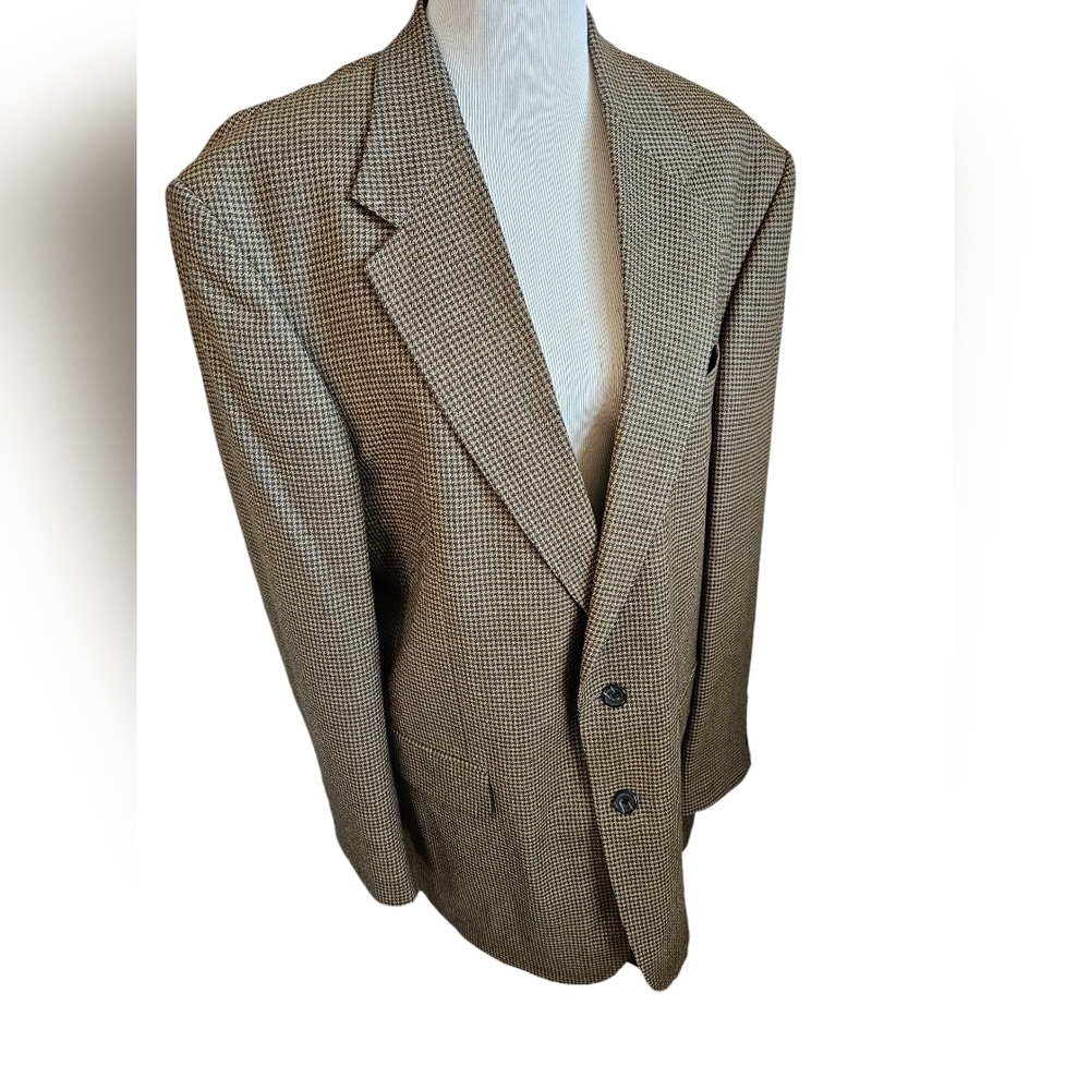 Oscar de la Renta men's 100% wool Blaze size 44 L.